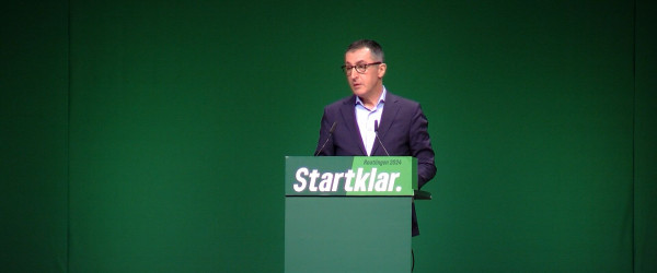 Cem &Ouml;zdemir auf dem Landesparteitag (Quelle: RIK)